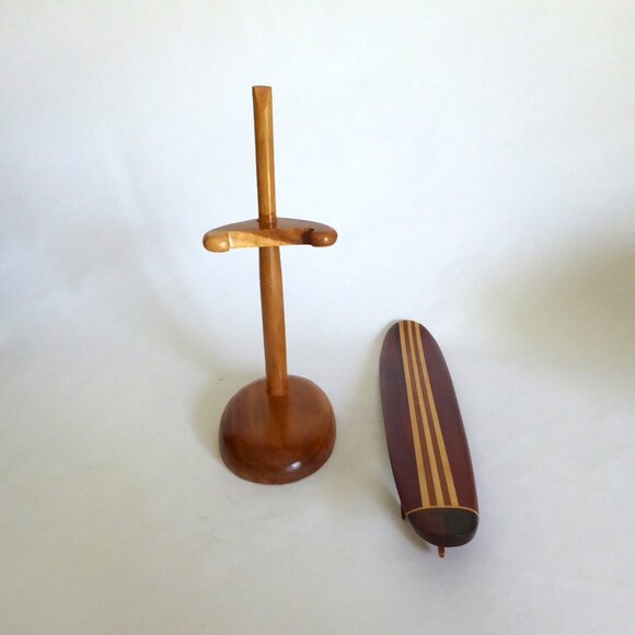 VINTAGE KOA WOOD VERTICAL STRIPE 12” MINIATURE LONGBOARD SURFBOARD DISPLAY STAND - Picture 8 of 14